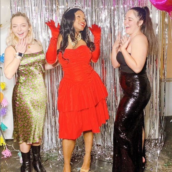 Meet Your Posher Keria ! Posh Ambassador 🌟 - Picture 5 of 8